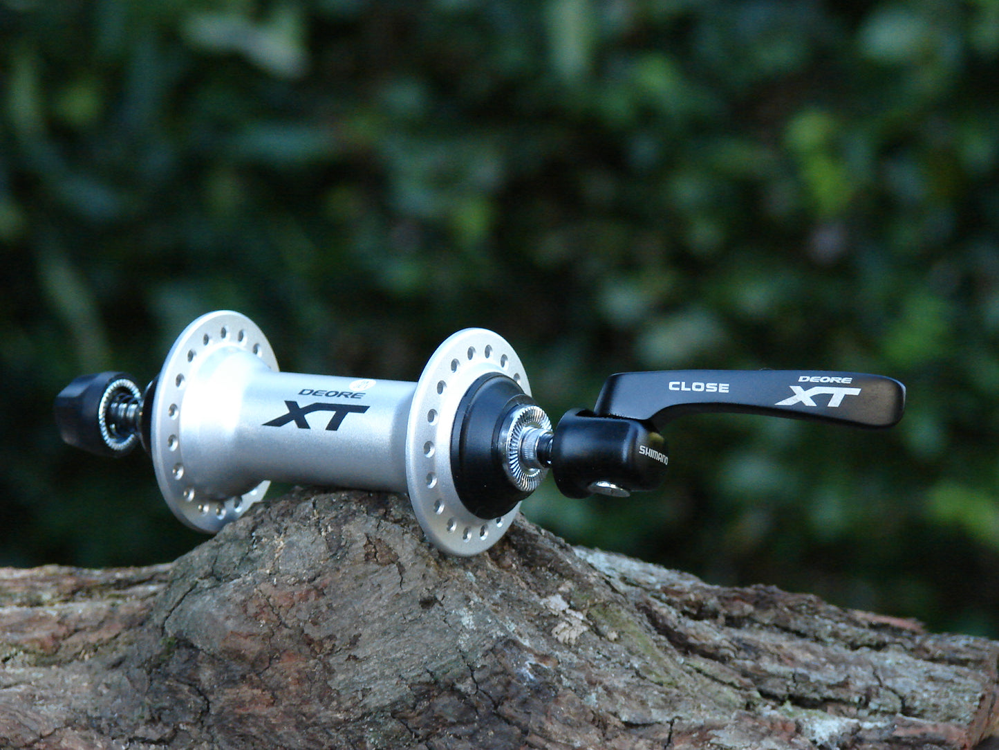 Shimano XT Schnellspanner Schwarz-Vorderrad