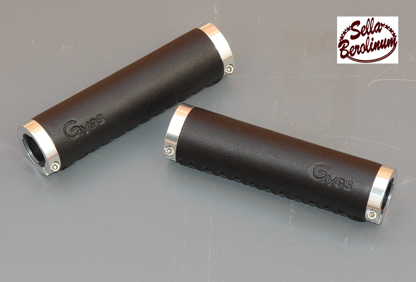 Leather handles B 1 in Black 130 - 130 mm long