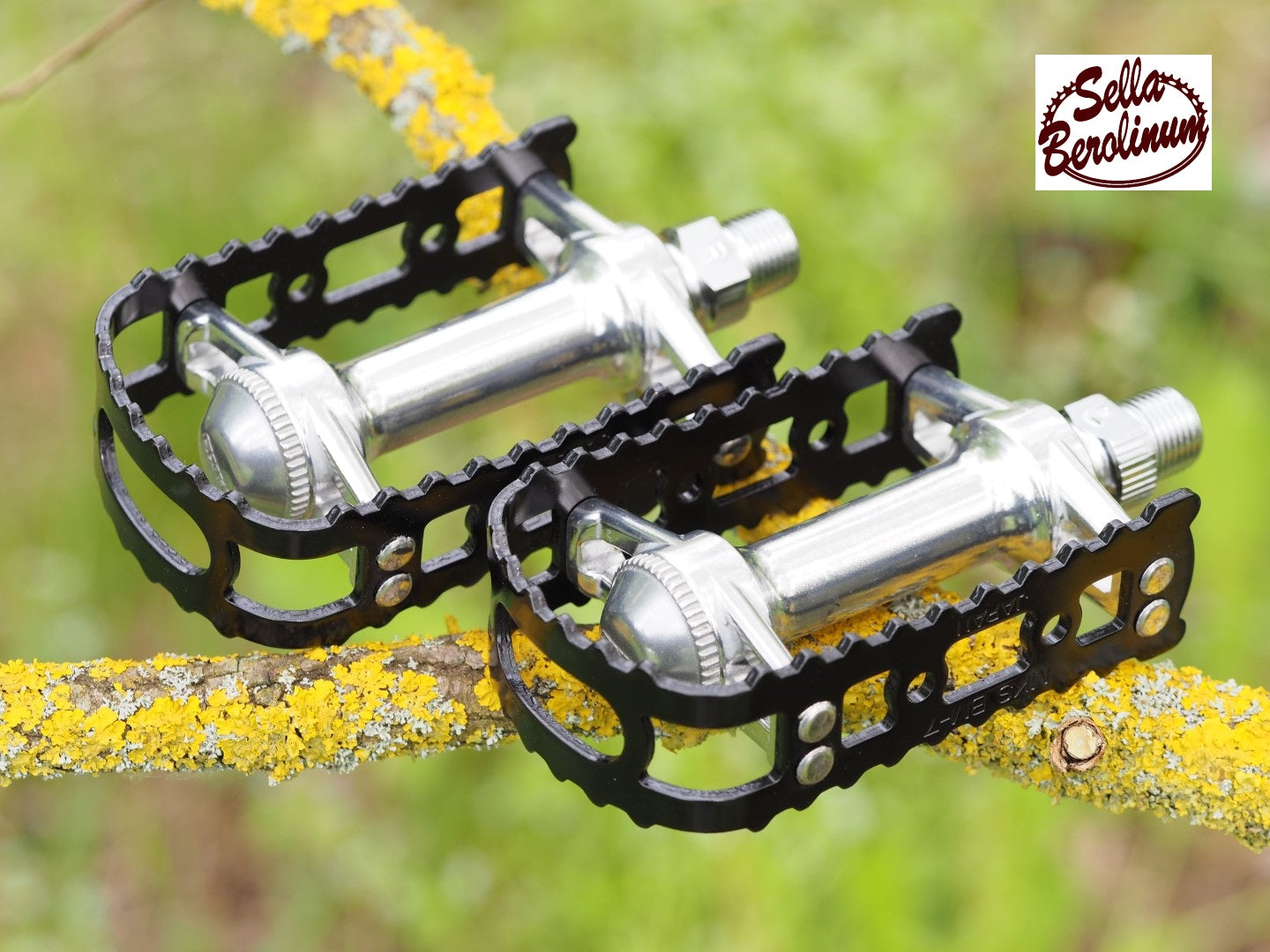 MKS BM - 7 BMX / Cruiser Pedals 1/2" Axle Black / Silver, 1 Pair