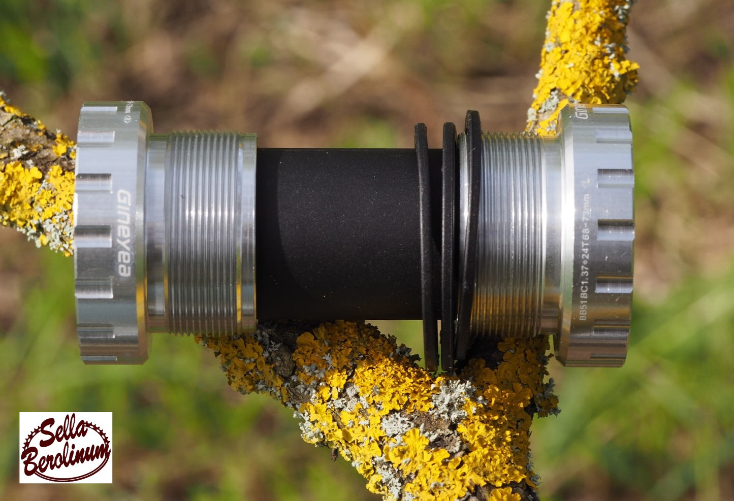 Sellax BB51 BC Hollowtech II Bottom Bracket BSA silver for Ø24 mm Axle