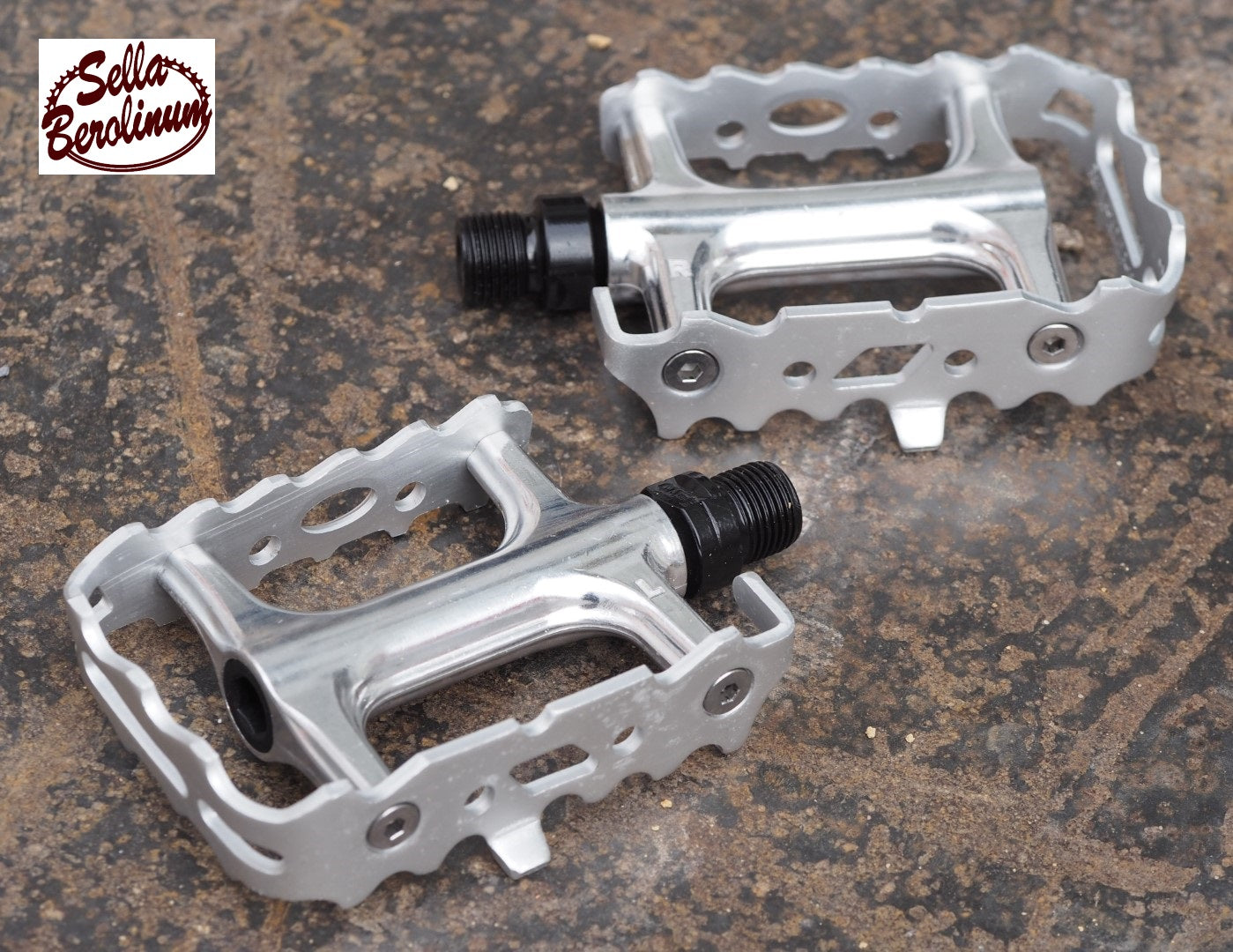 VP 196 MTB Pedale Silber Industrielager