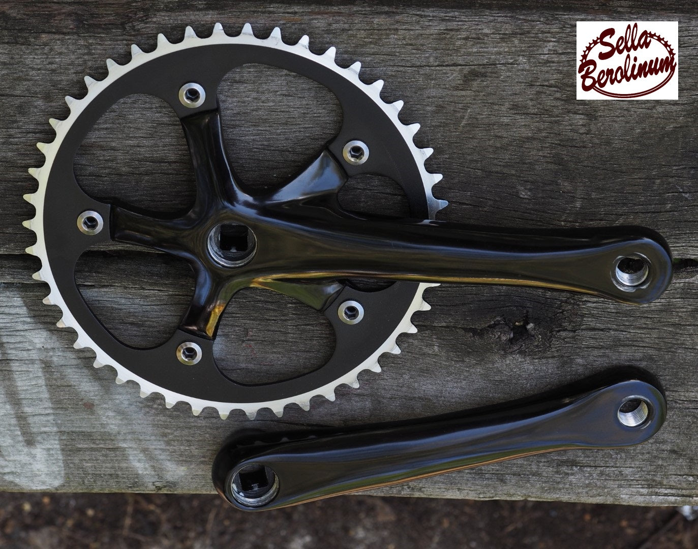 46 Z Kurbelgarnitur aus Aluminium – 175 mm, Lochkreis 130 mm - Schwarz