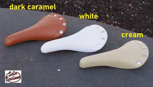 Velo Rivet Rennsattel Creme mit Chromniete