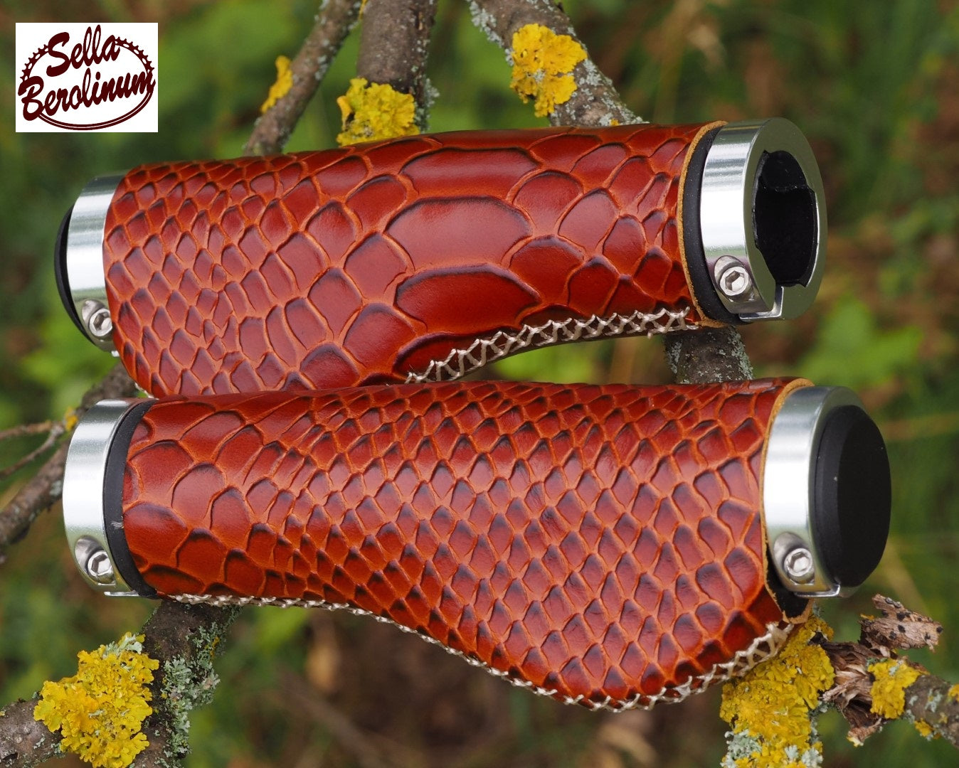 Sellax Croko Ergo Lenkergriffe 130 mm in Braun mit silbernen Aluminium-Klemmringen