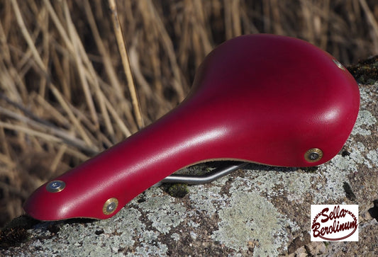 Berthoud Galibier Leder / Titan Rennsattel "Edition Special Rot"