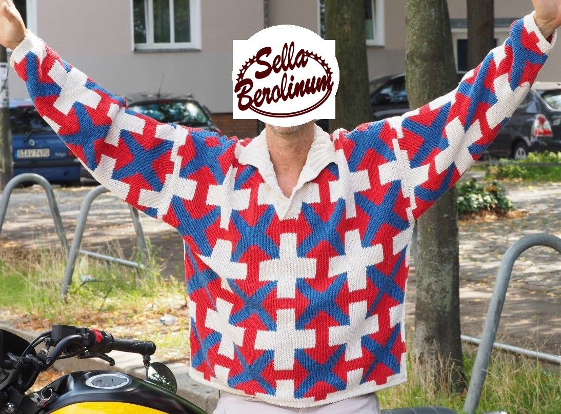 SABOTAGE Clubwear Strickpullover 90er – Seide/Baumwolle – Rot Blau Creme – Gr. M / fällt wie XL