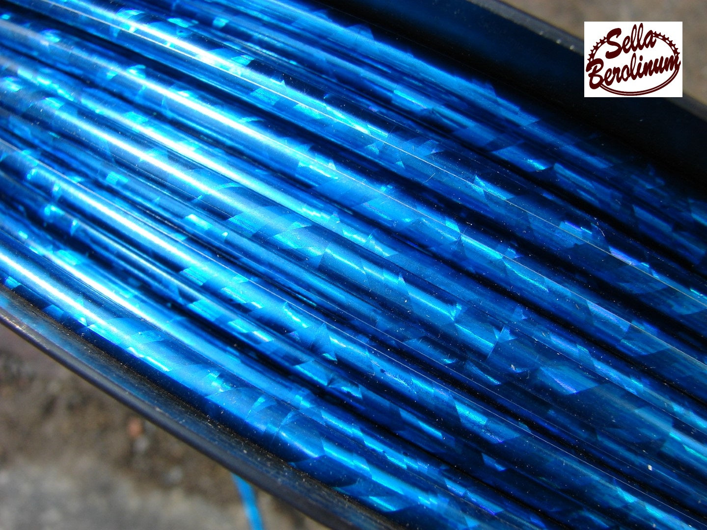 2,45 m Bremszug Hülle 5 mm Blau / Glitter