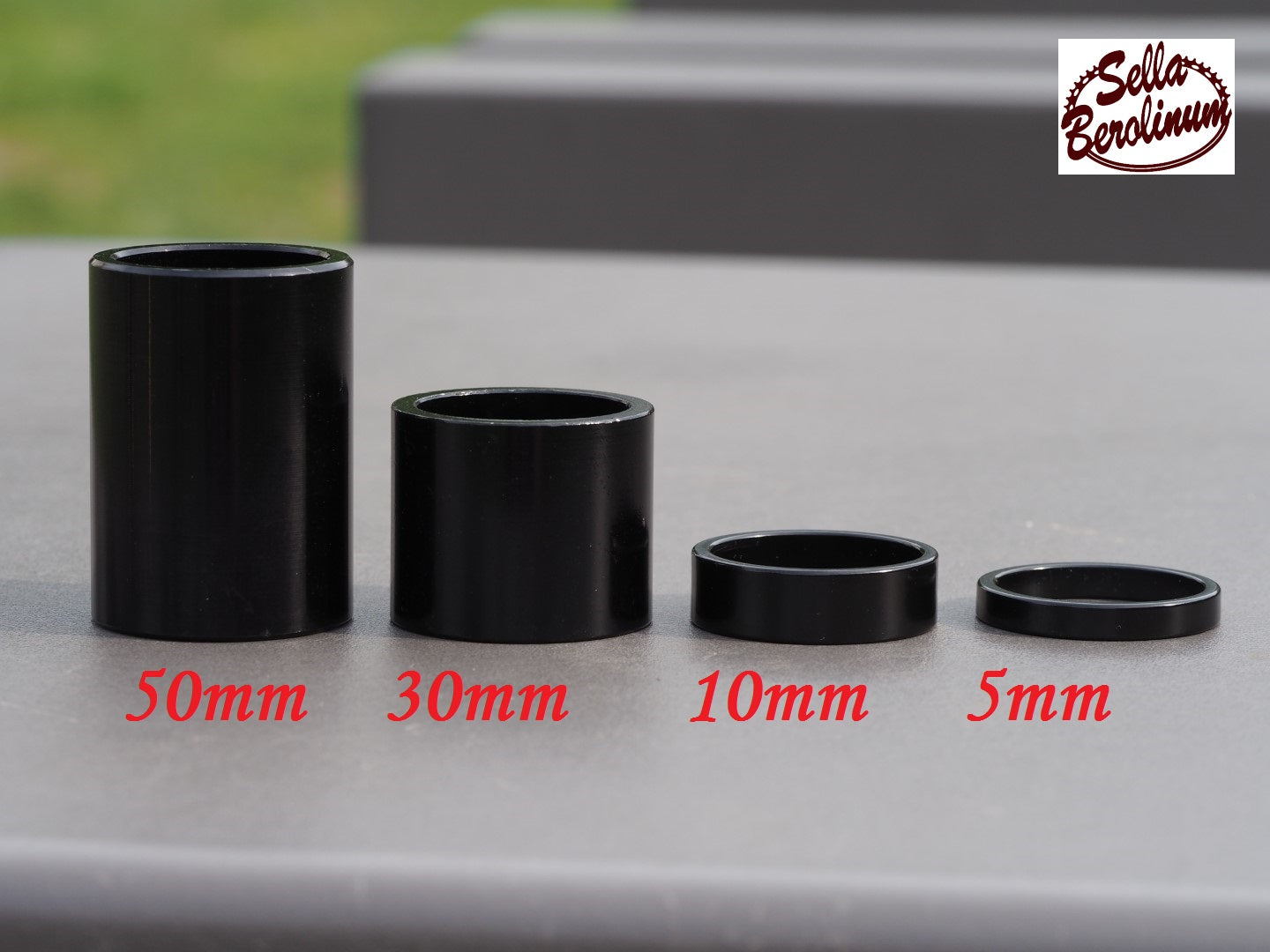 1 1/8" Alu Spacer in 2 / 30 oder 50 mm Schwarz + 34 mm Außen